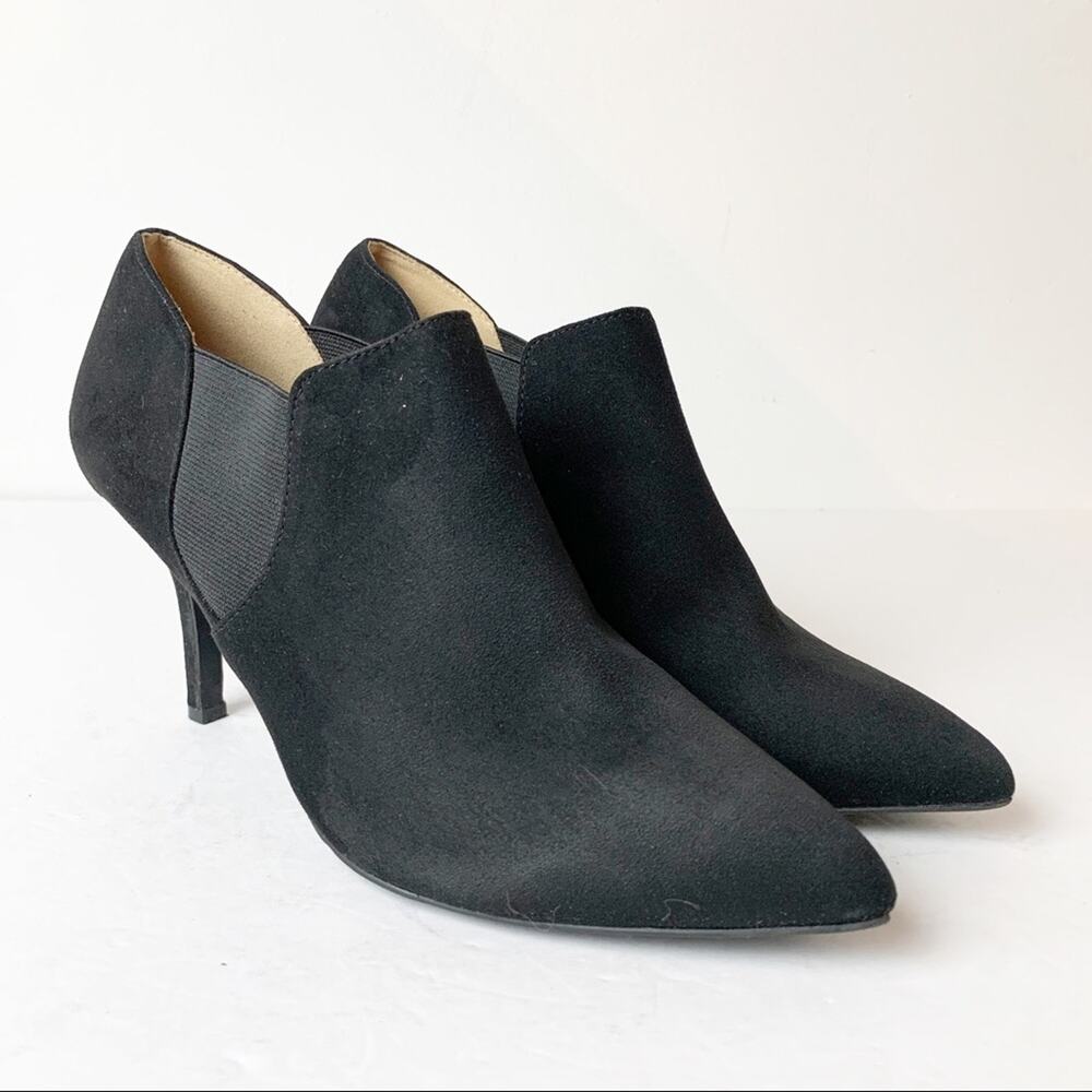 Ann Marino By Bettye Muller Black Booties SZ 8.5